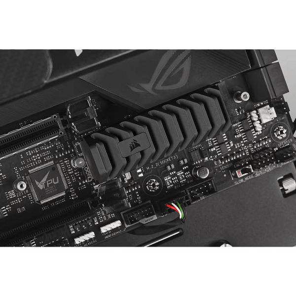 Corsair MP600 PRO XT 8TB   SSD M2 NVMe PCIe 40 Gen 4x4