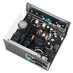 Deepcool PN750M 750W 80 Plus Gold ATX 31 PCIe 51  Fuente de alimentación