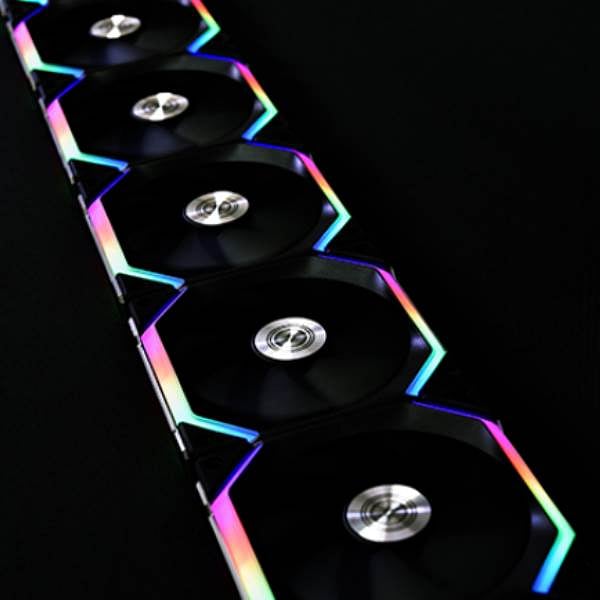 Lian Li UNI FAN SL 120 WiFi RGB Negro  Ventilador