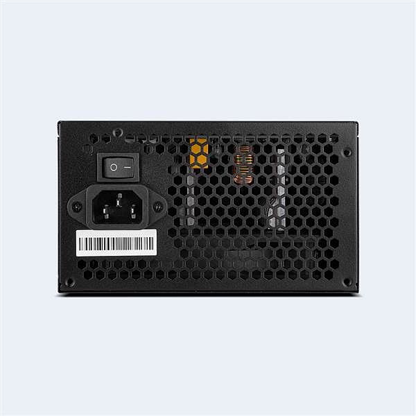 Nox Urano 550W 80 Plus Bronze  Fuente de Alimentación