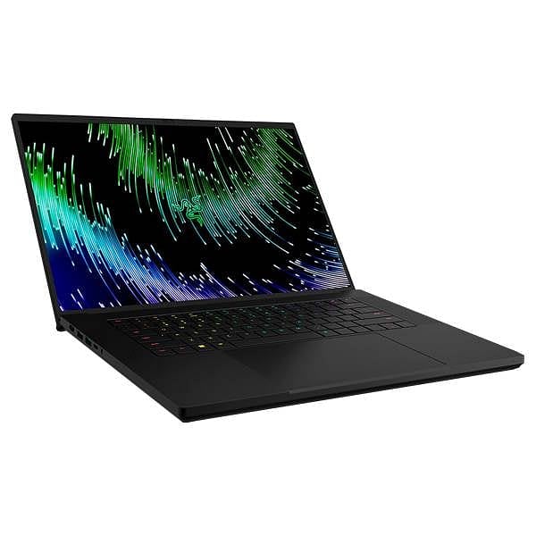 Razer Blade 16  Portátil Intel Core i9 13950HX 16GB DDR5 1TB NVMe RTX 4070 16 QHD 240Hz Windows 11 Home Negro