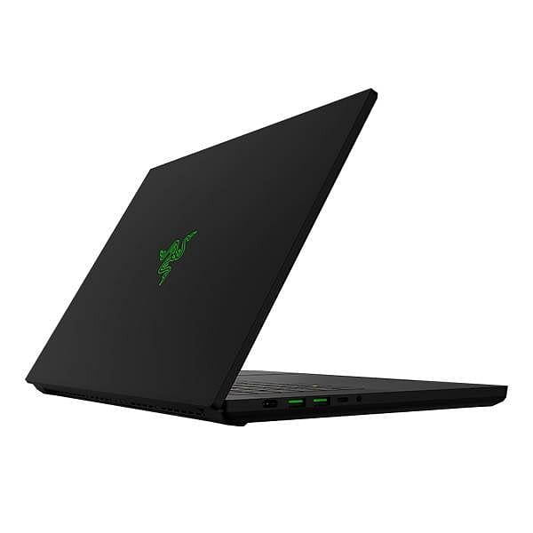 Razer Blade 16  Portátil Intel Core i9 14900HX 16GB DDR5 1TB NVMe RTX 4070 16 QHD 240Hz OLED Windows 11 Home