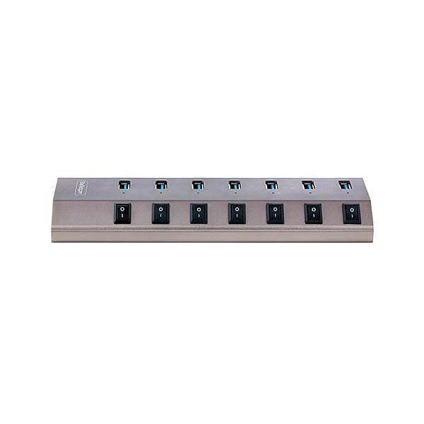 StarTechcom Hub Concentrador USBC de 7 Puertos con Interruptores