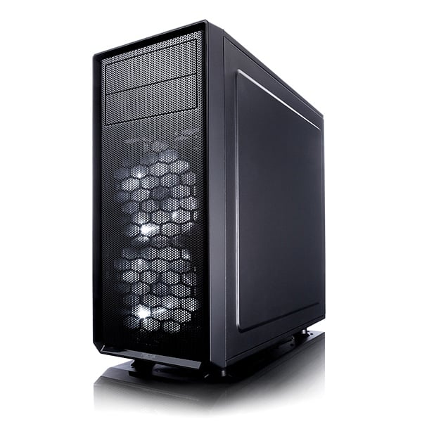 Fractal Focus G negra con ventana  Caja