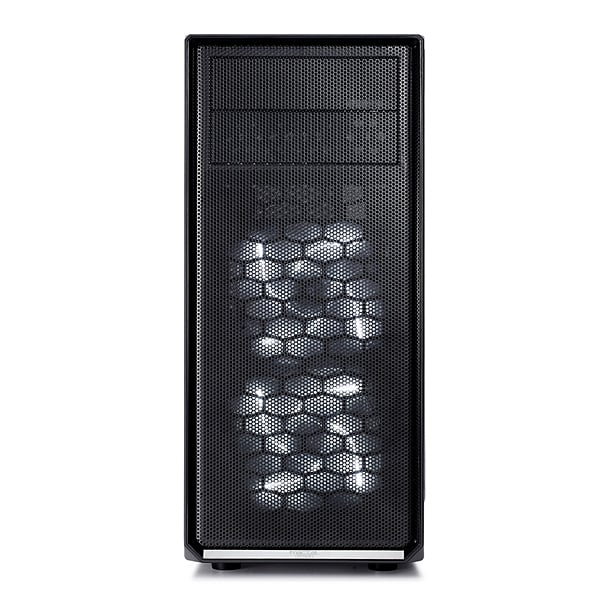 Fractal Focus G negra con ventana  Caja