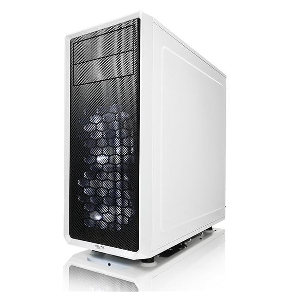Fractal Focus G blanca con ventana  Caja