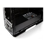 In Win Chopin mini ITX con fuente de 150W negra  Caja