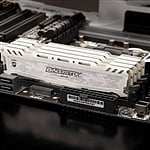 Crucial Ballistix Sport LT DDR4 3000MHz 16GB blanco  RAM