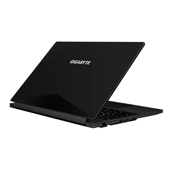 Gigabyte Aero15X V8 4K i7 8750 16G 512G 1070 W10P  Portátil