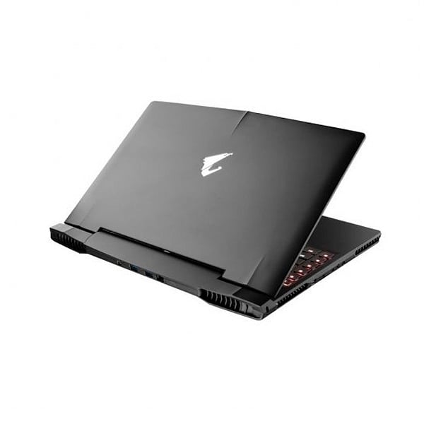 Gigabyte Aorus X5 V8 i7 8850 16G 1T256G 1070 W10  Portátil