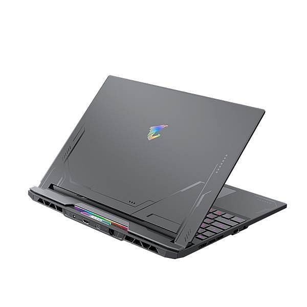 Gigabyte Aorus 15X ASF83ES654SH Intel Core i7 13700HX 16GB RAM 1TB SSD Nvidia Geforce RTX 4070 156 QHD 240hz Windows 11  Portátil