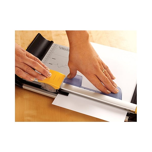 Fellowes A4 Plus Safecut  Cizalla