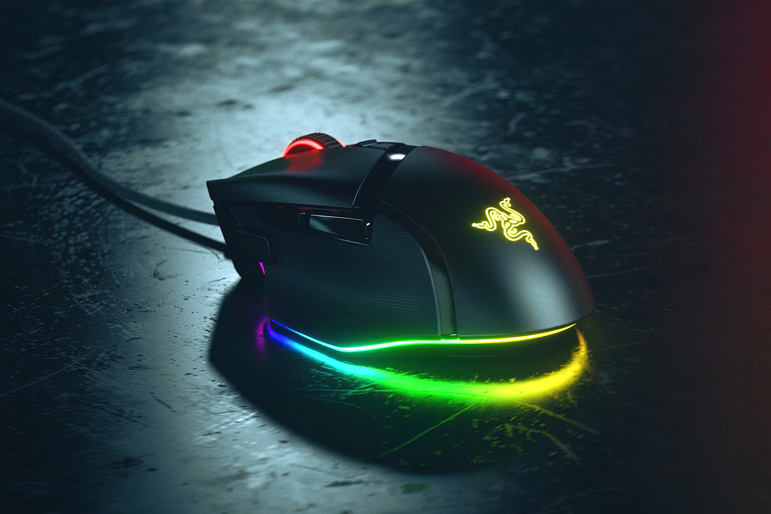 Prespectiva superior del ratón RAZER BASILISK V3