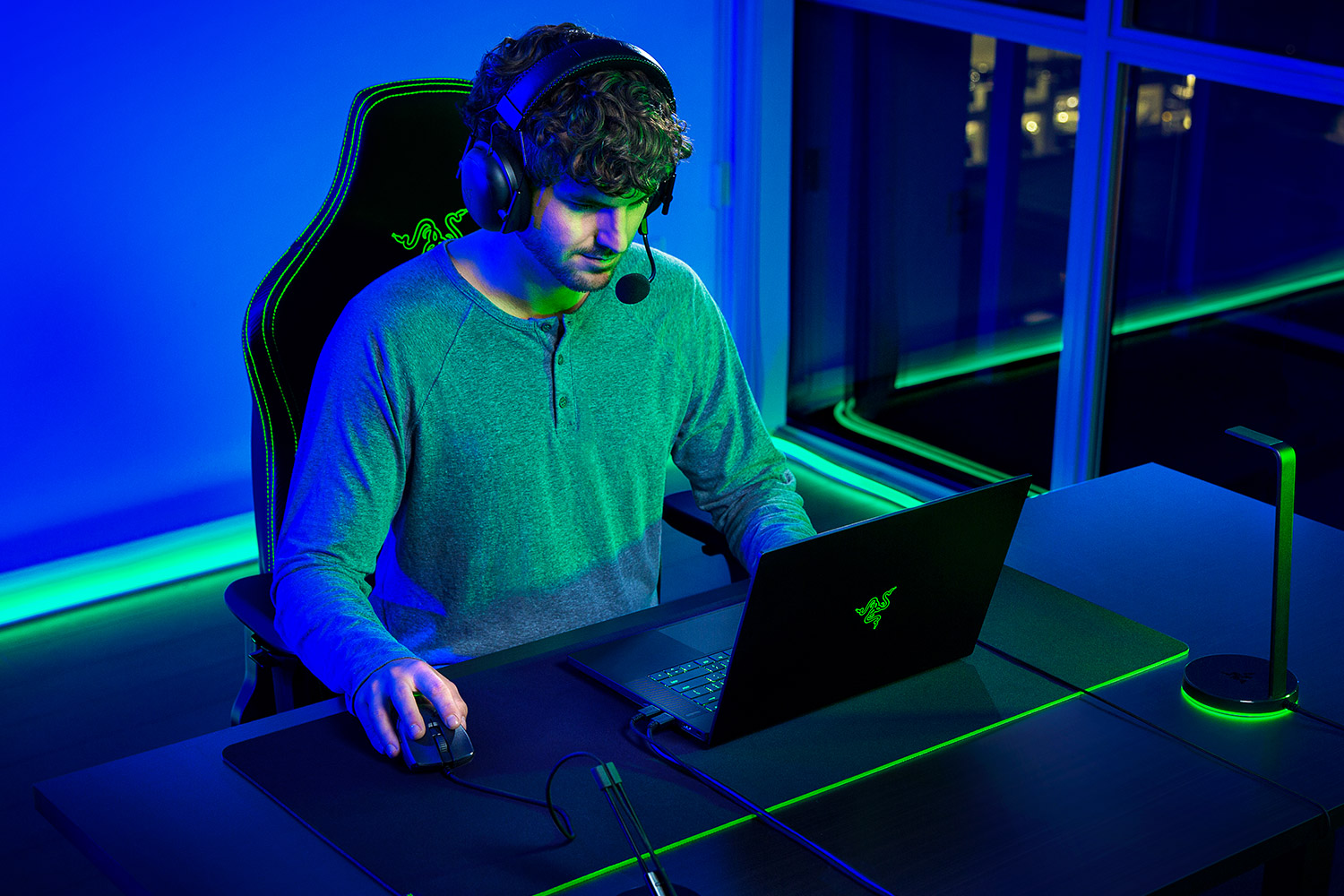 Razer Blade 15 Advanced i7 11800H 16GB 1TB 3070 W10