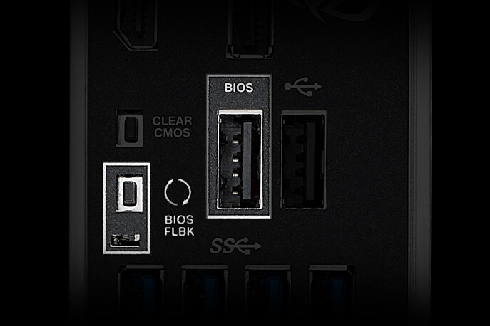 Puerto y boton para actualizar la BIOS