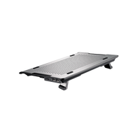 Cooler Master A200 16  Base refrigeradora