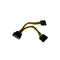 StarTechcom Divisor  Alimentación SATA de 15cm  Cable