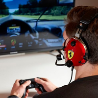 Thrustmaster TRacing Scuderia Ferrari EditionDTS PS4  XBOX ONE  PC  Auriculares